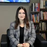 Emel Karacaoğlu Ön