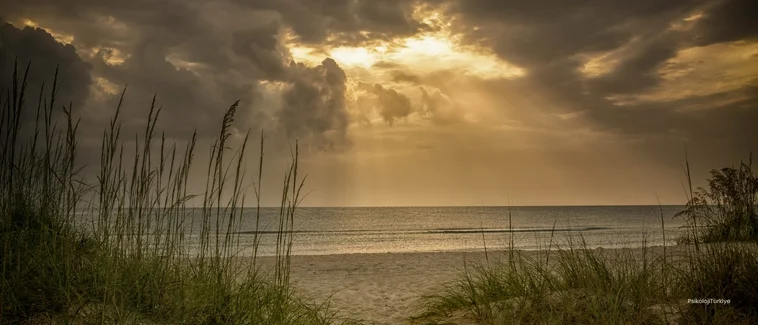 Ağır Depresyon Nedir? Belirtileri ve Tedavisi